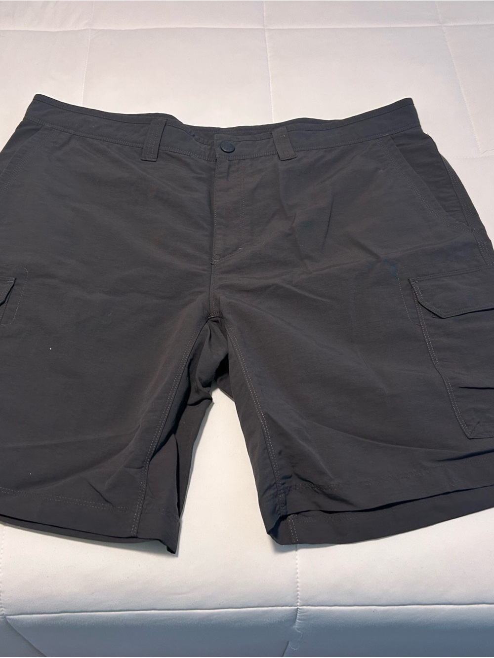 The North Face Men's Dark Gray Cargo Shorts